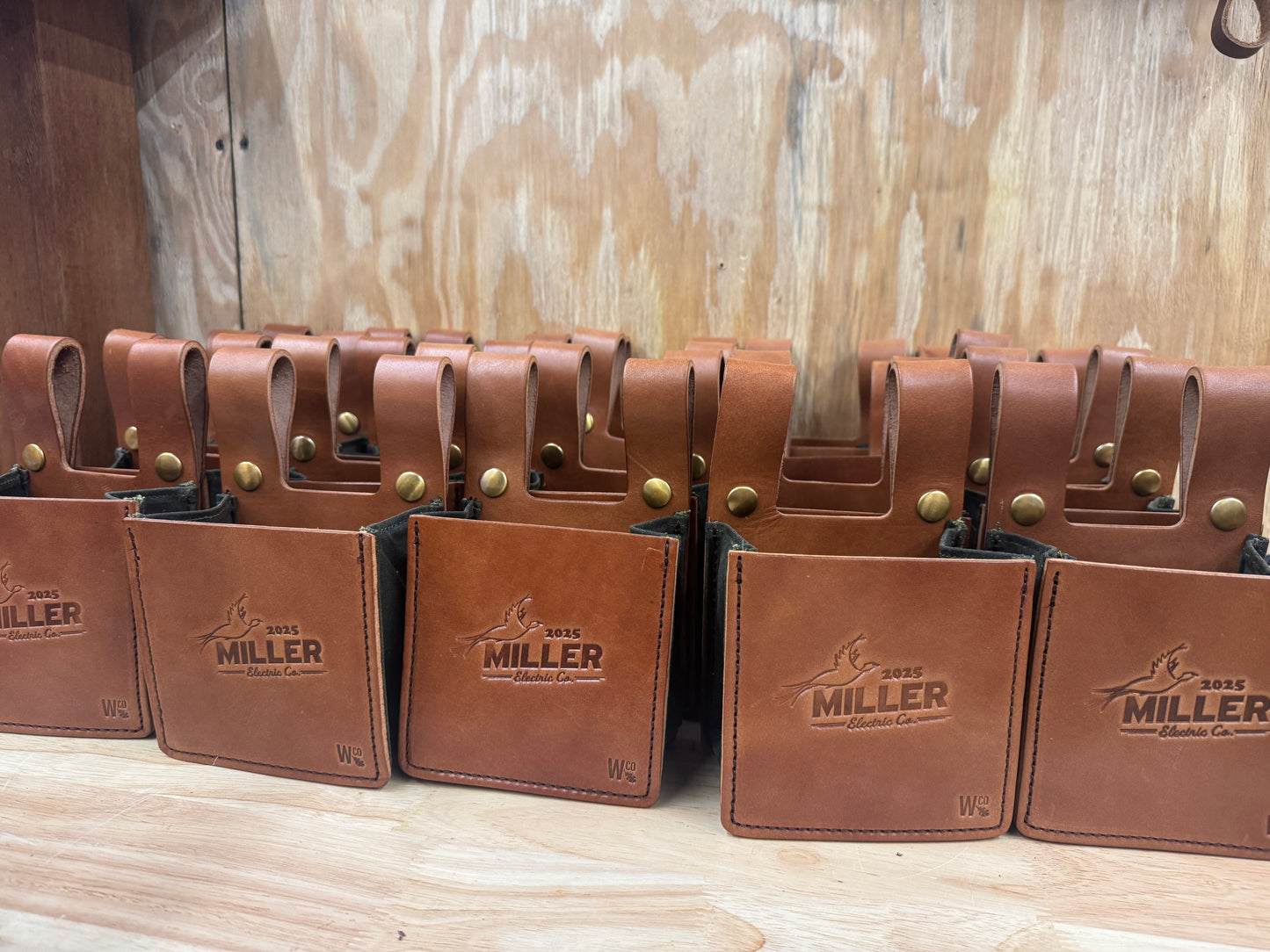 Single Box Shell Pouch